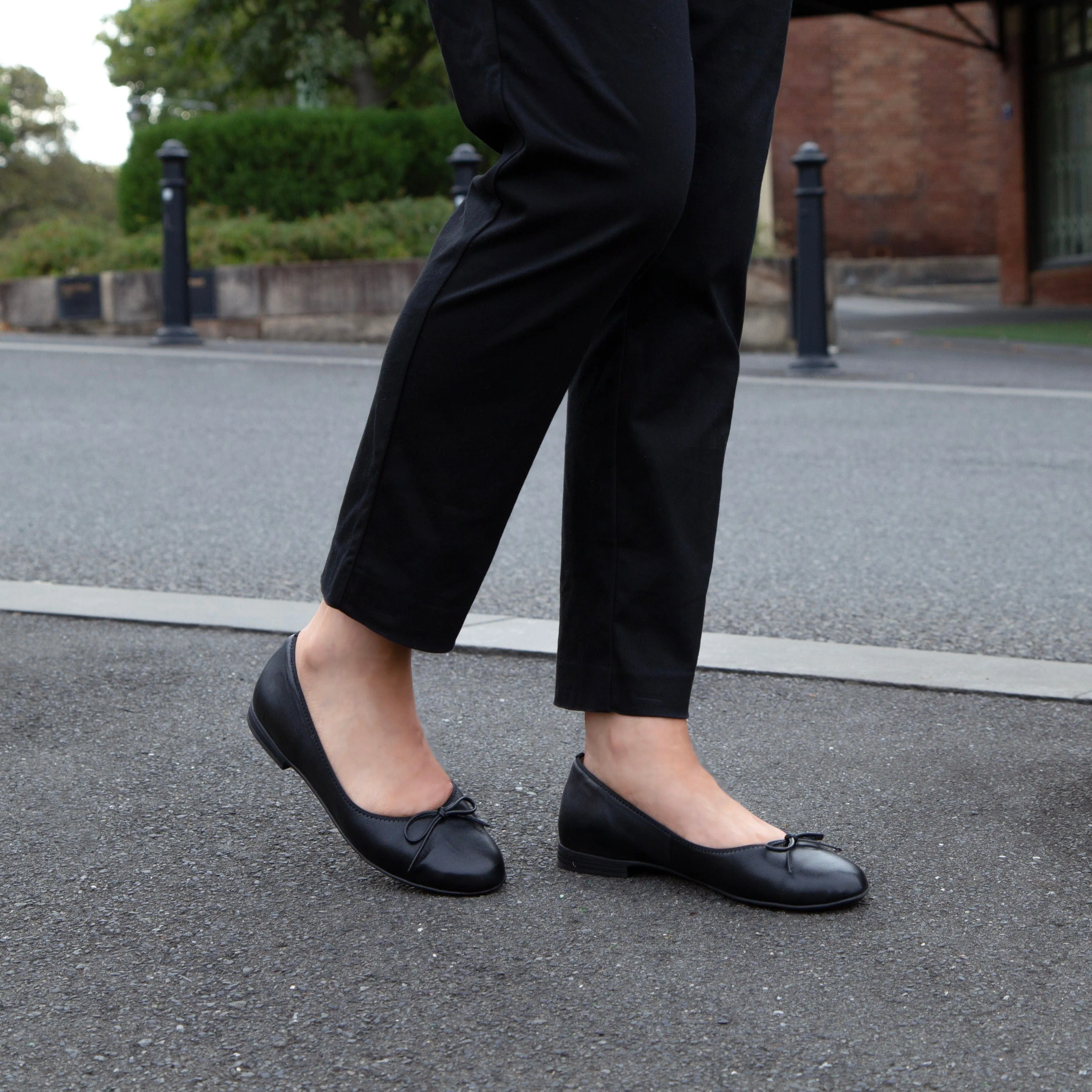41329 Black