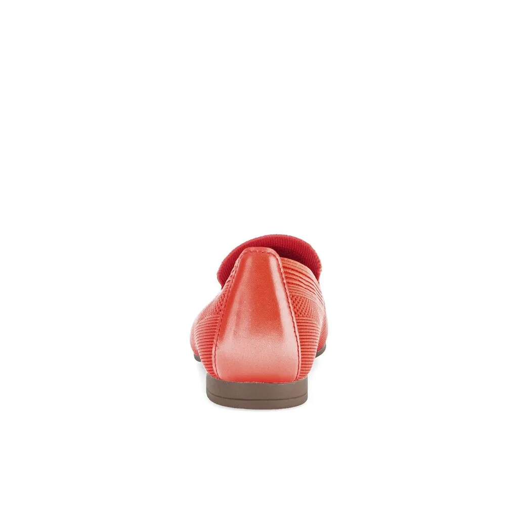 65.217.45 - Red Textile||65.217.45 - Textile rouge