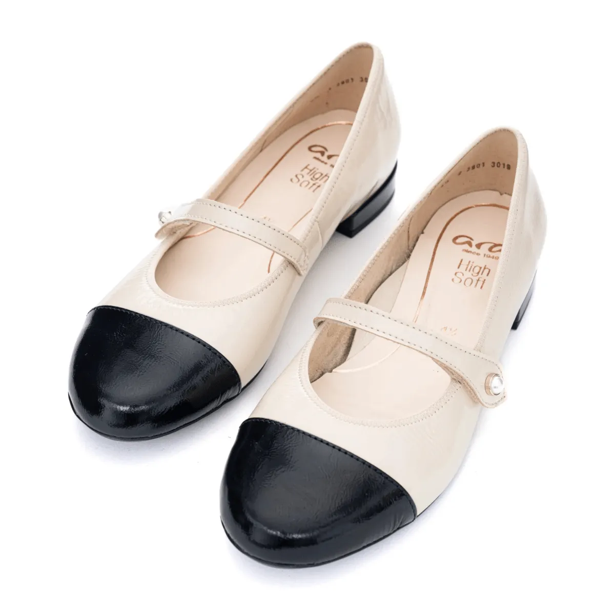 Ara Women's Sapphire Cream/Navy Patent Leather