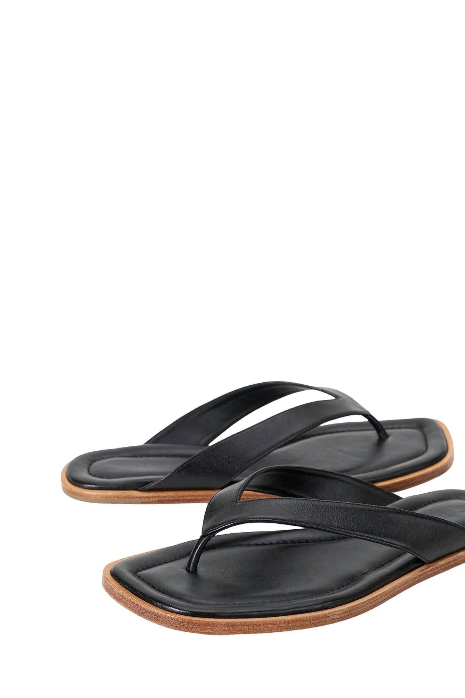 Dante Leather Thong Slide In Black