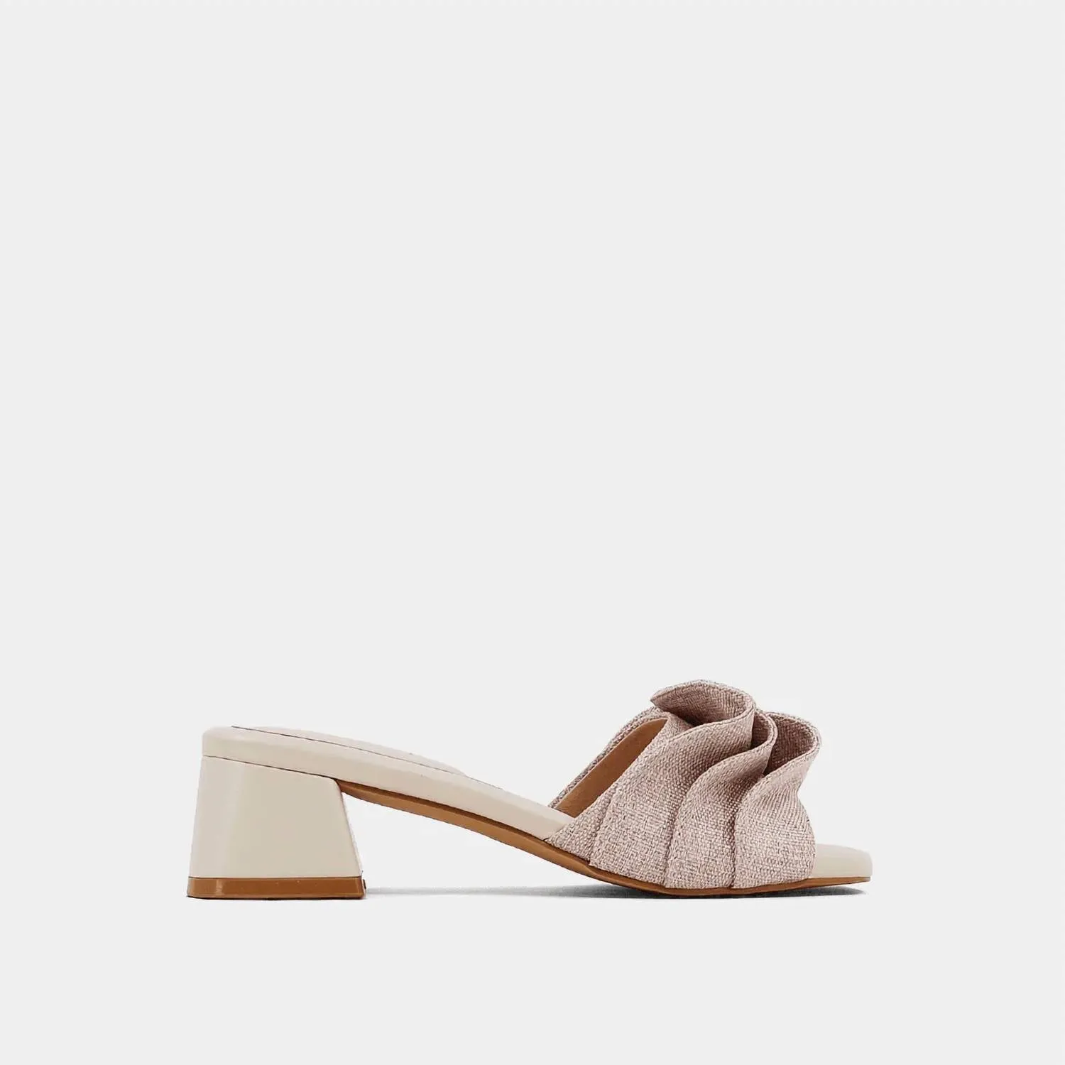 Frances Ruffle Slide Sandal In Natural