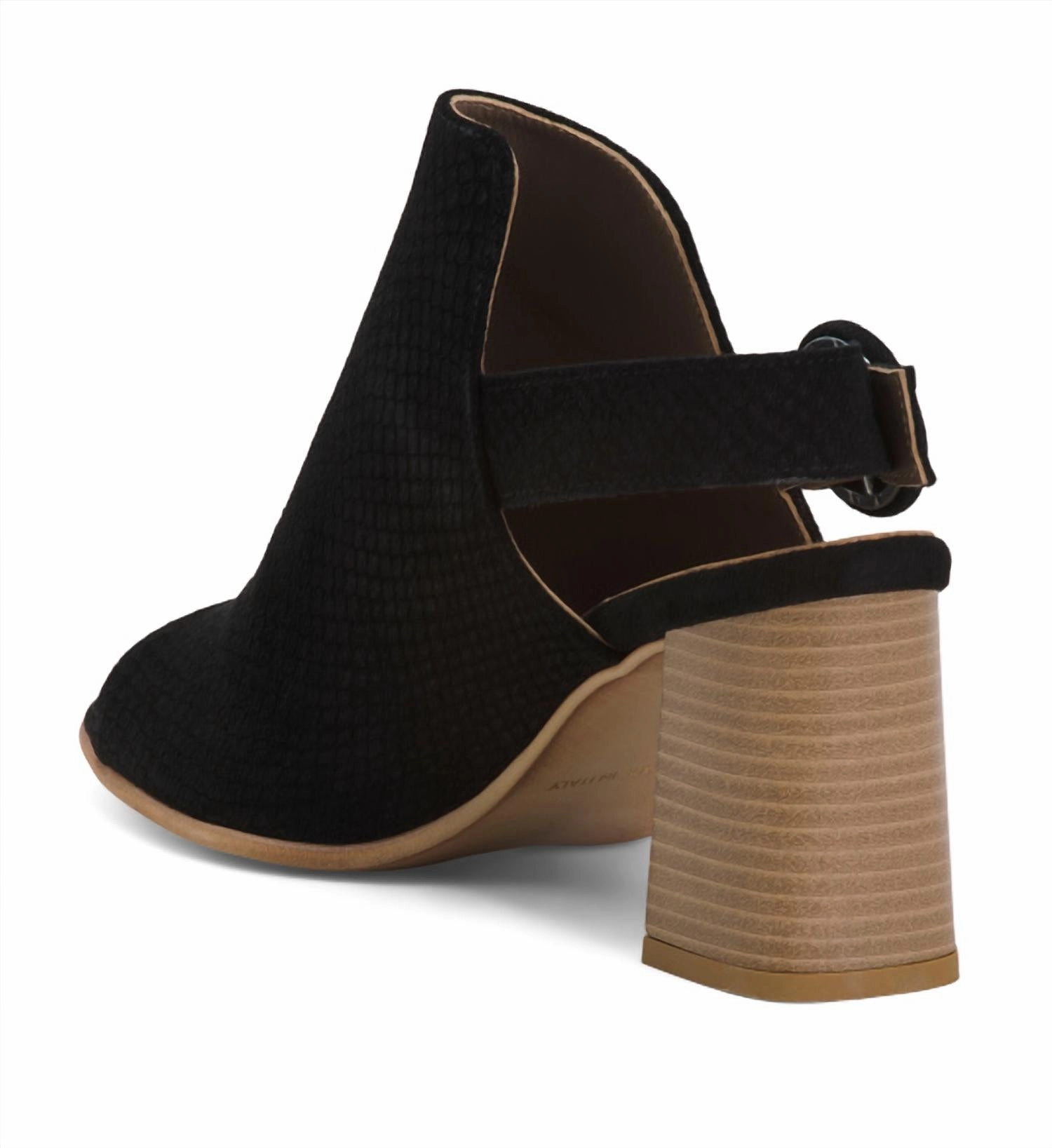 Gwen Sandals In Crosta Nero Python Print