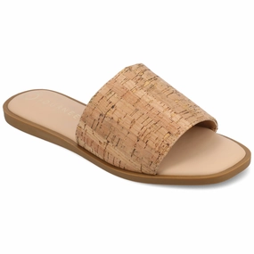Journee Women's Prisilla Medium and Wide Width Flat Sandals
