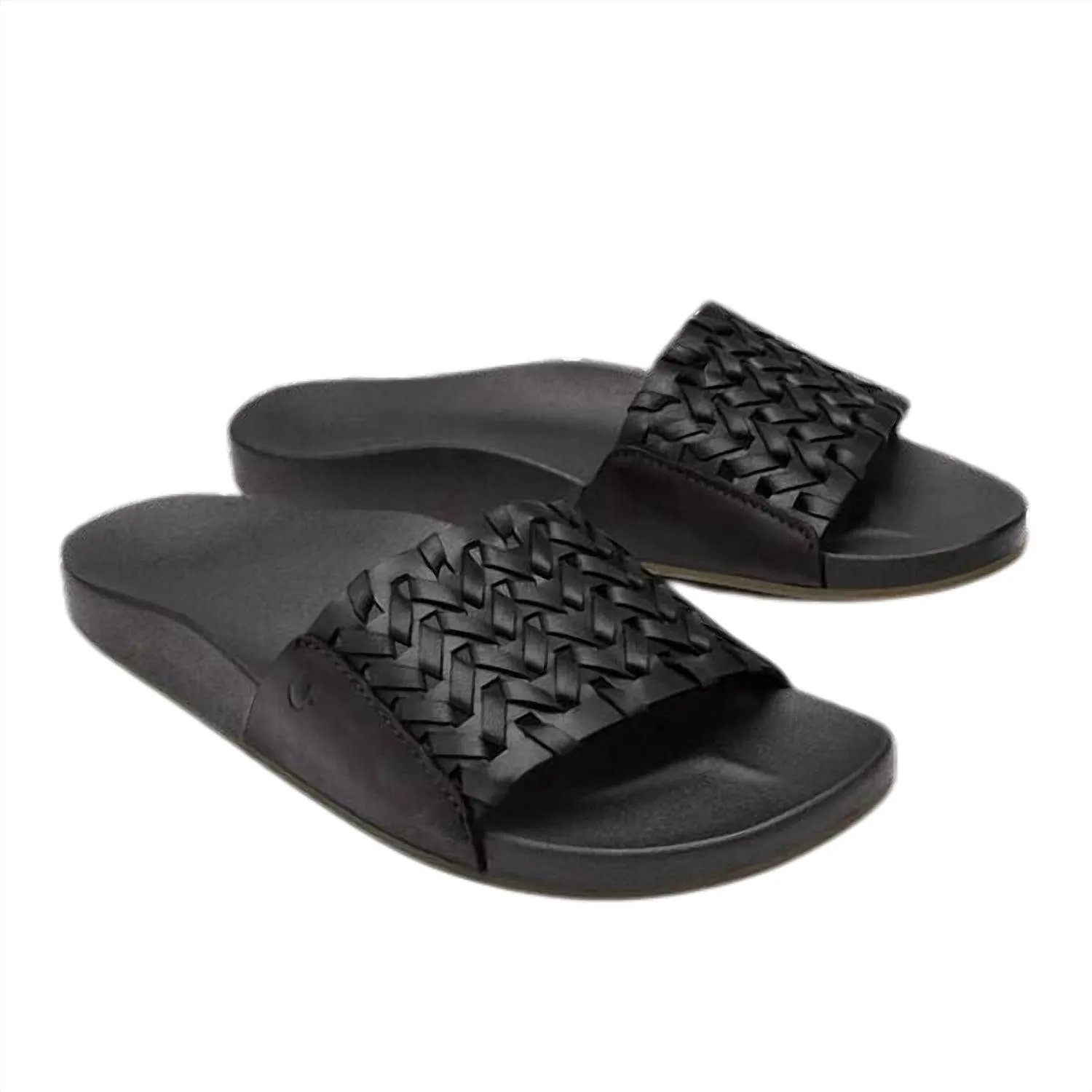 Kamola In Black