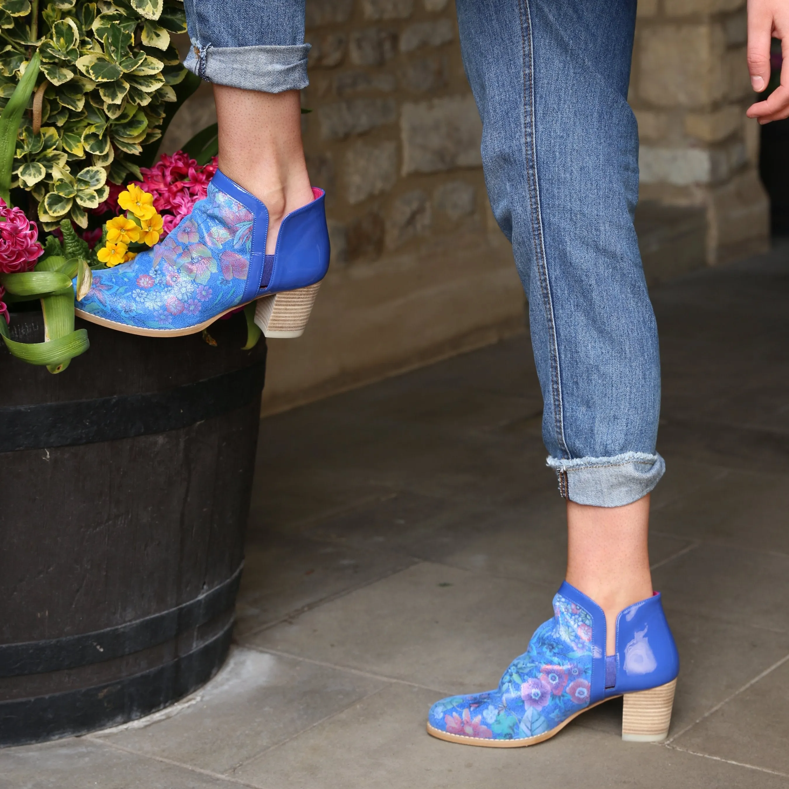 Plume - Blue Flower ankle boot- Last pair 41