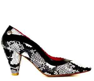 Salon - Black and White snake print LAST PAIR 36