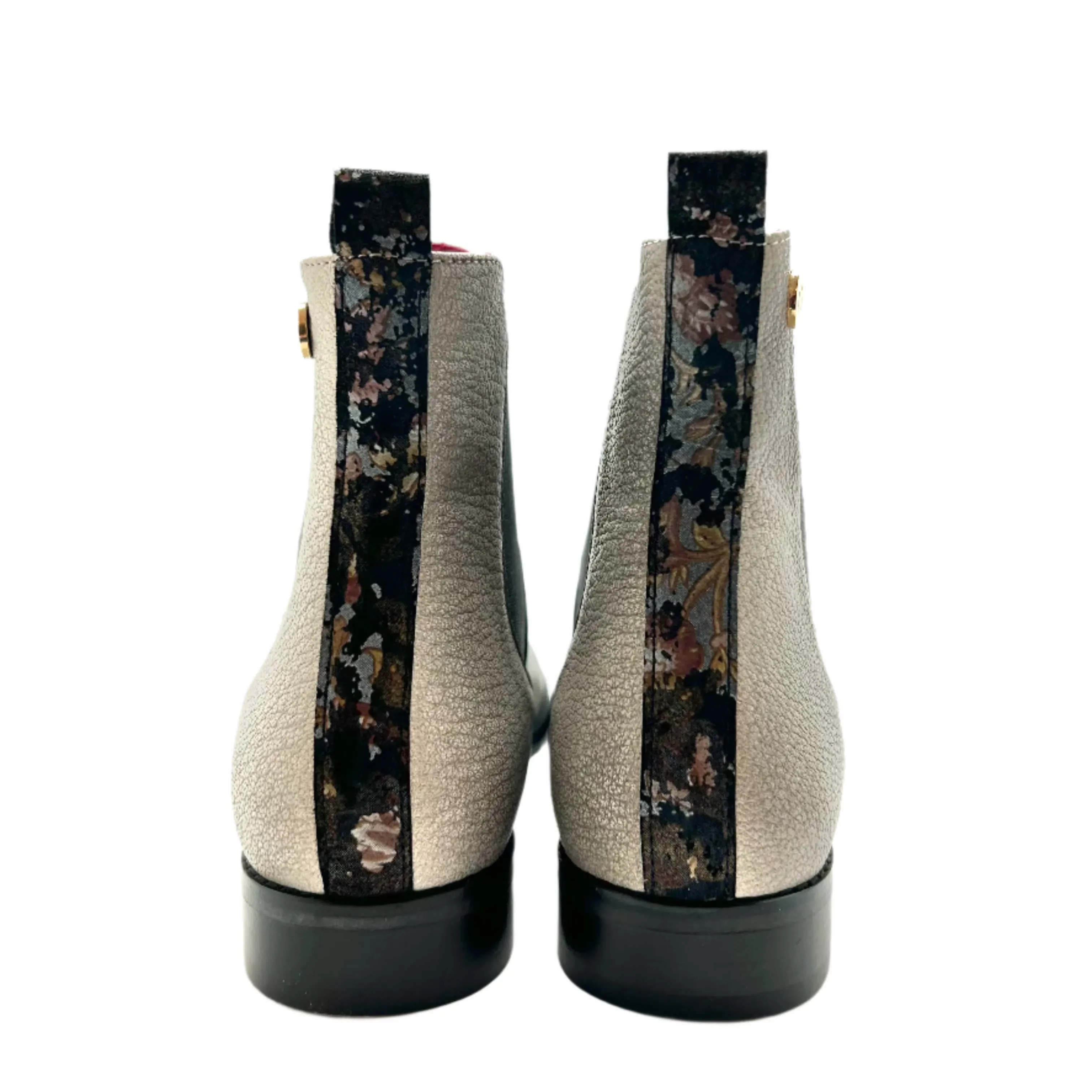Taille - White Antique Chelsea Boot