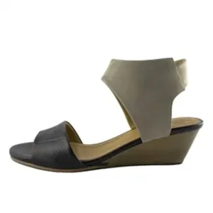 Two Toned Leather Wedge Sandal In Black/tan