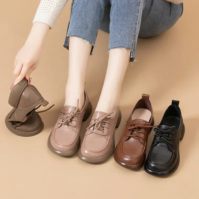 USS Shoes Amelia Women's Lace Up Loafer