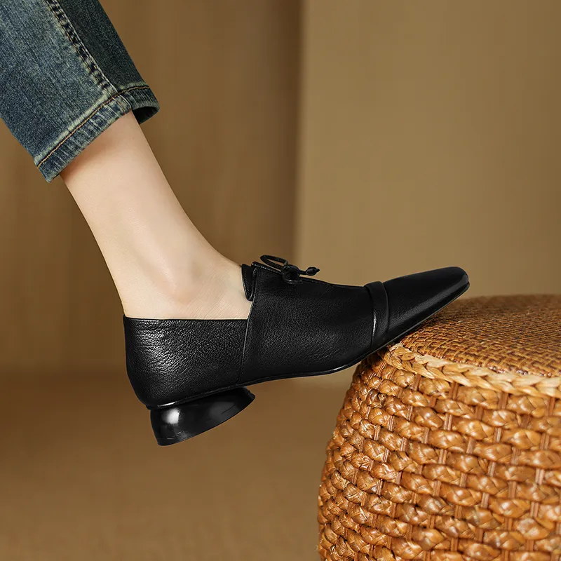 USS Shoes Elsi Women's Leather Square Toe Loafers