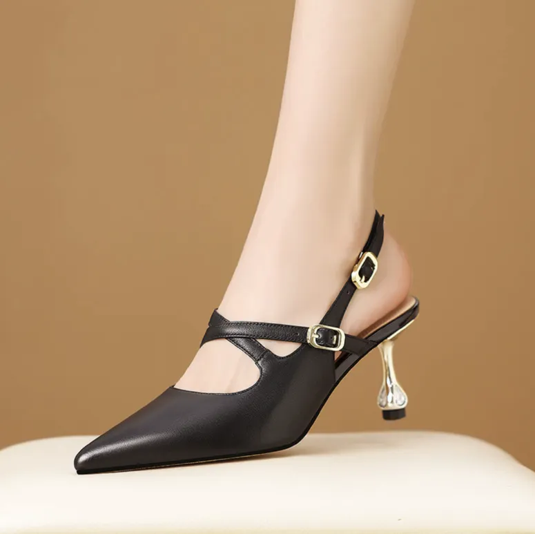 USS Shoes Herminia Women's Pointed Toe Leather Pumps