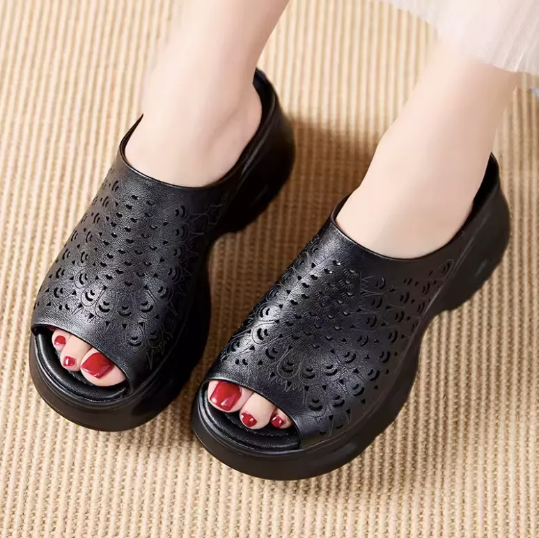 USS Shoes Karla Women's Leather Wedges