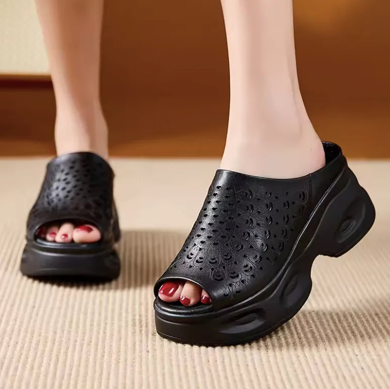 USS Shoes Karla Women's Leather Wedges