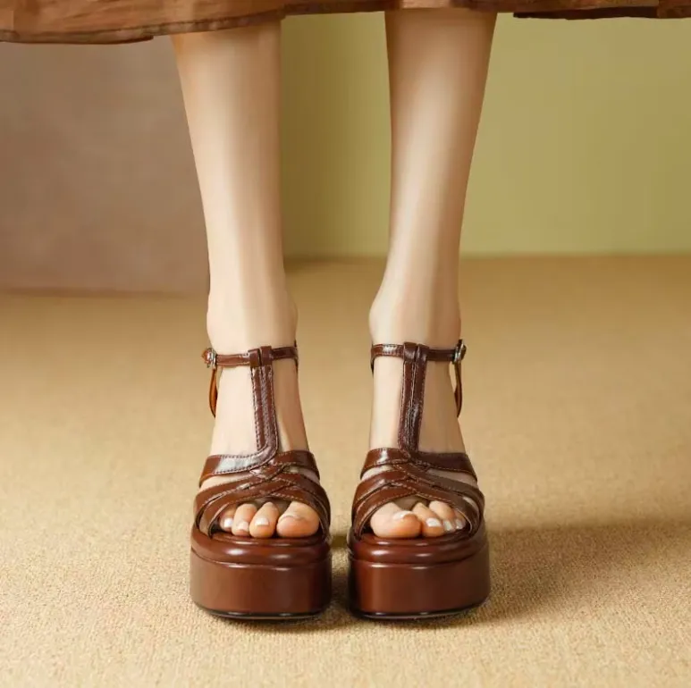 USS Shoes Larisa Women's Platform Leather T-Strap Sandals