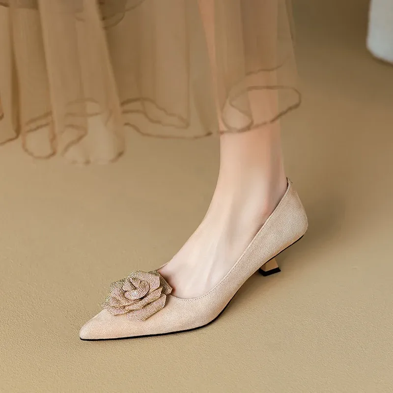 USS Shoes Milena Women's Leather Party Pointed Toe Pumps
