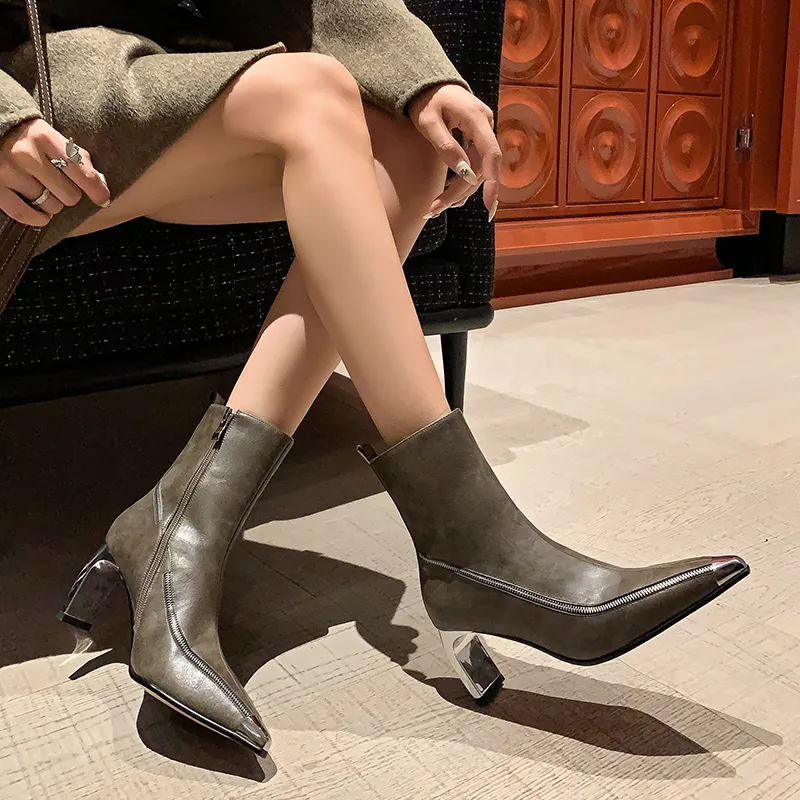 USS Shoes Sonia Leather Pointed Toe Zipper Ankle Boots