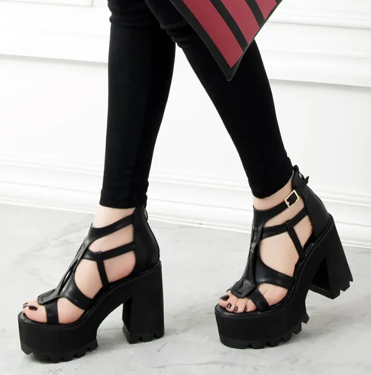 USS Shoes Suxy Women's Sandal