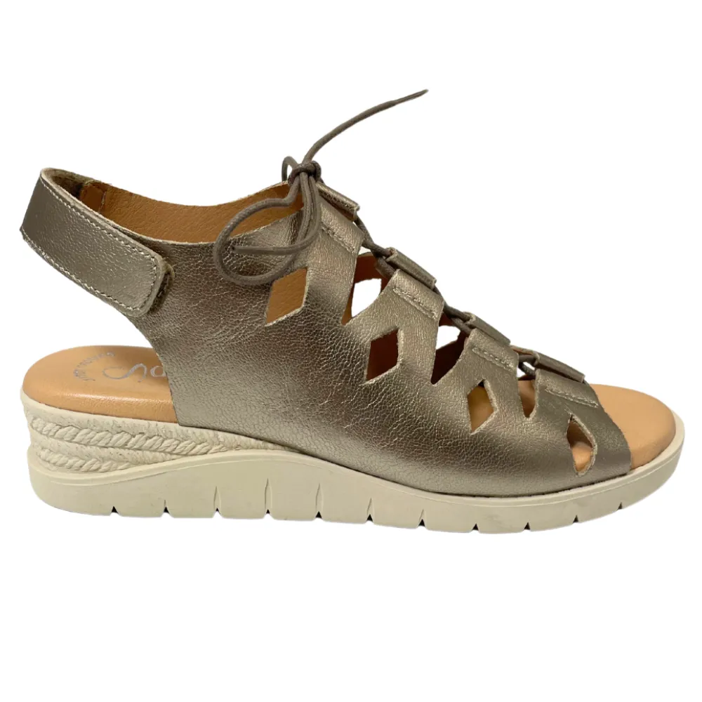 Valeria's Janice Metallic Onix Sandal (Women's)