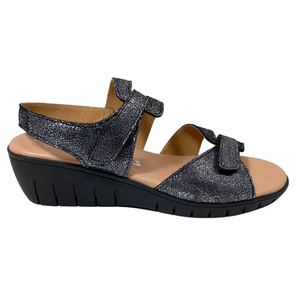 Valeria's Savanah Canvas Black Soft Leather Sandal (Women's)