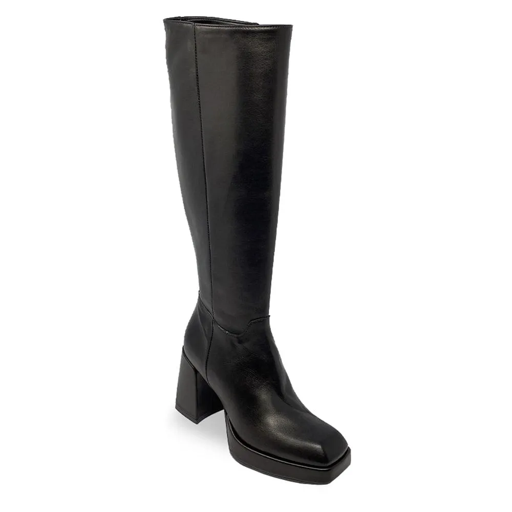 VIVIENNE BLACK LEATHER