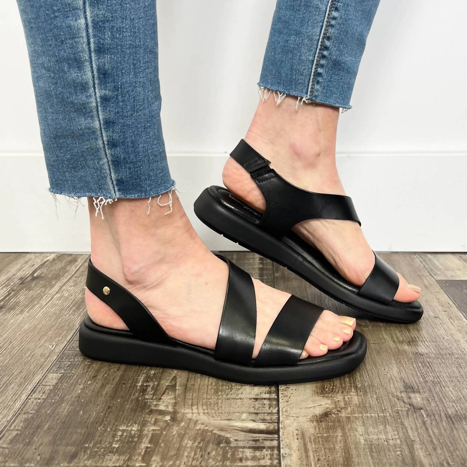 Women's Calella Sandal In Black