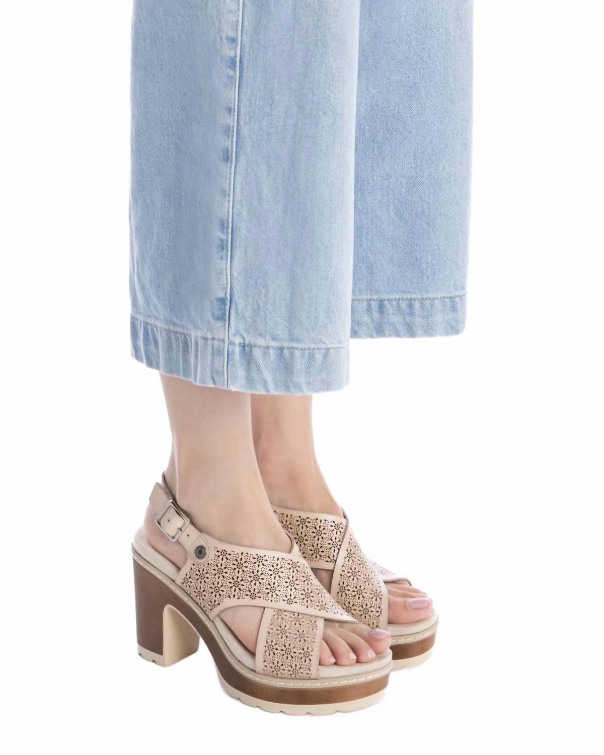 Women's Refresh Heeled Sandals In Beige