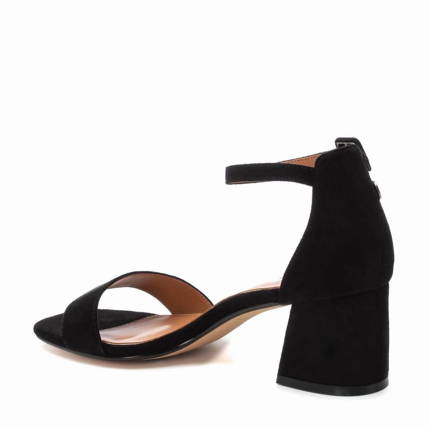 Women's Refresh Heeled Sandals In Black
