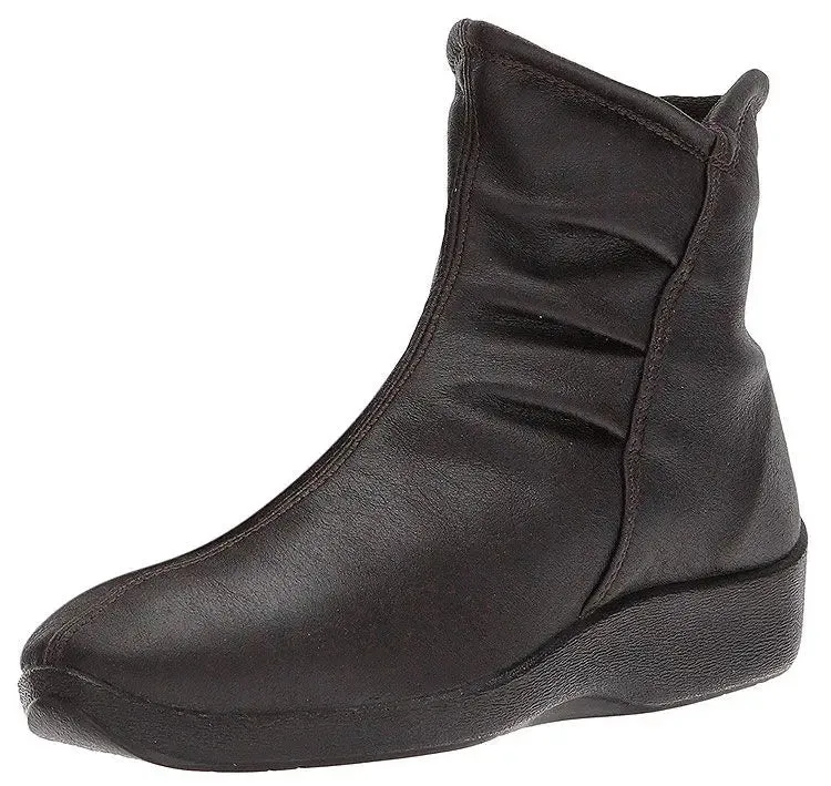 Womens Arcopedico L19  Lightweight, Flexible & Vegan-Friendly