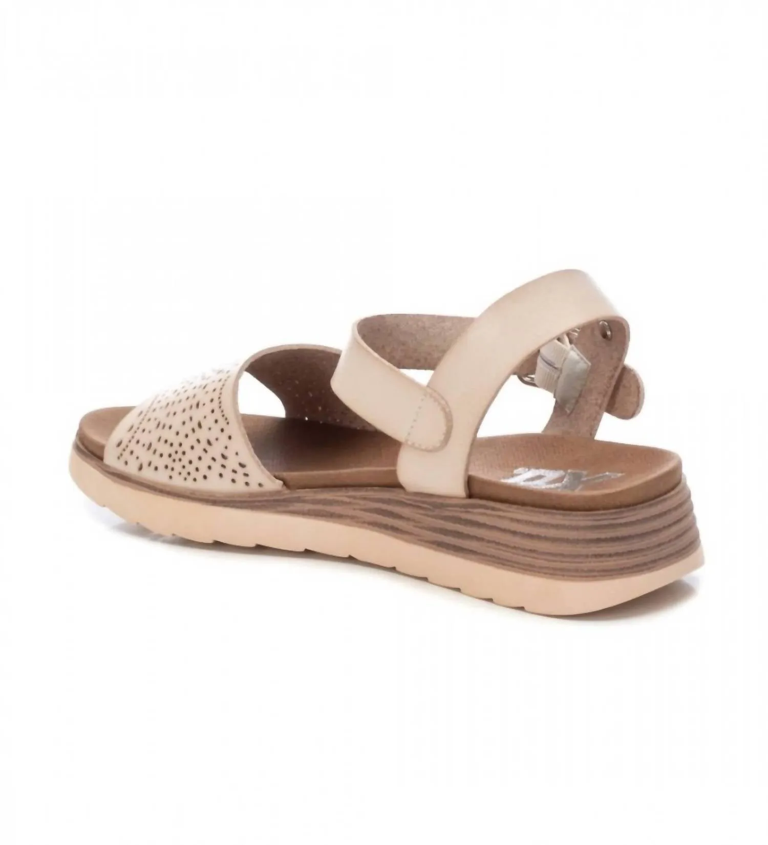 Women's Flat Sandals In Beige