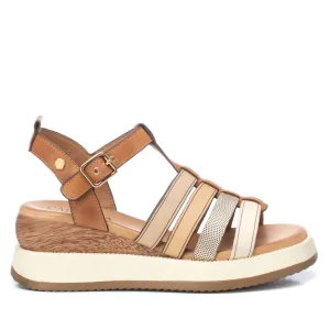 Women's Flat Sandals In Camel