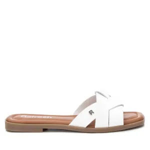 Women's Flat Sandals In White