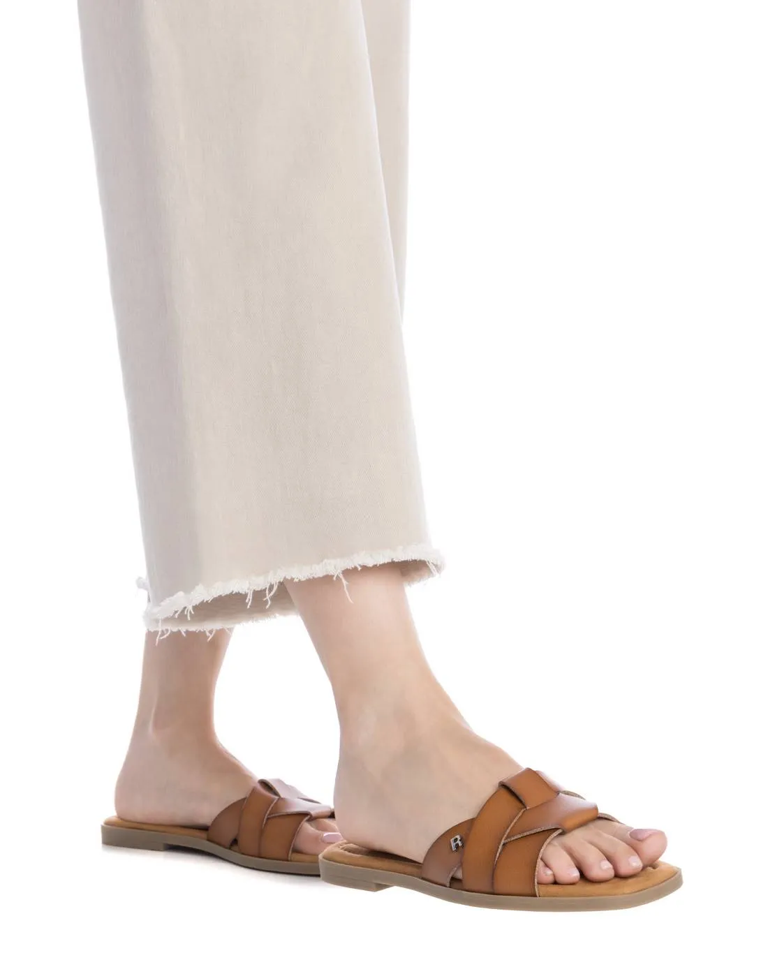 Women's Flat Sandals Refresh By Xti