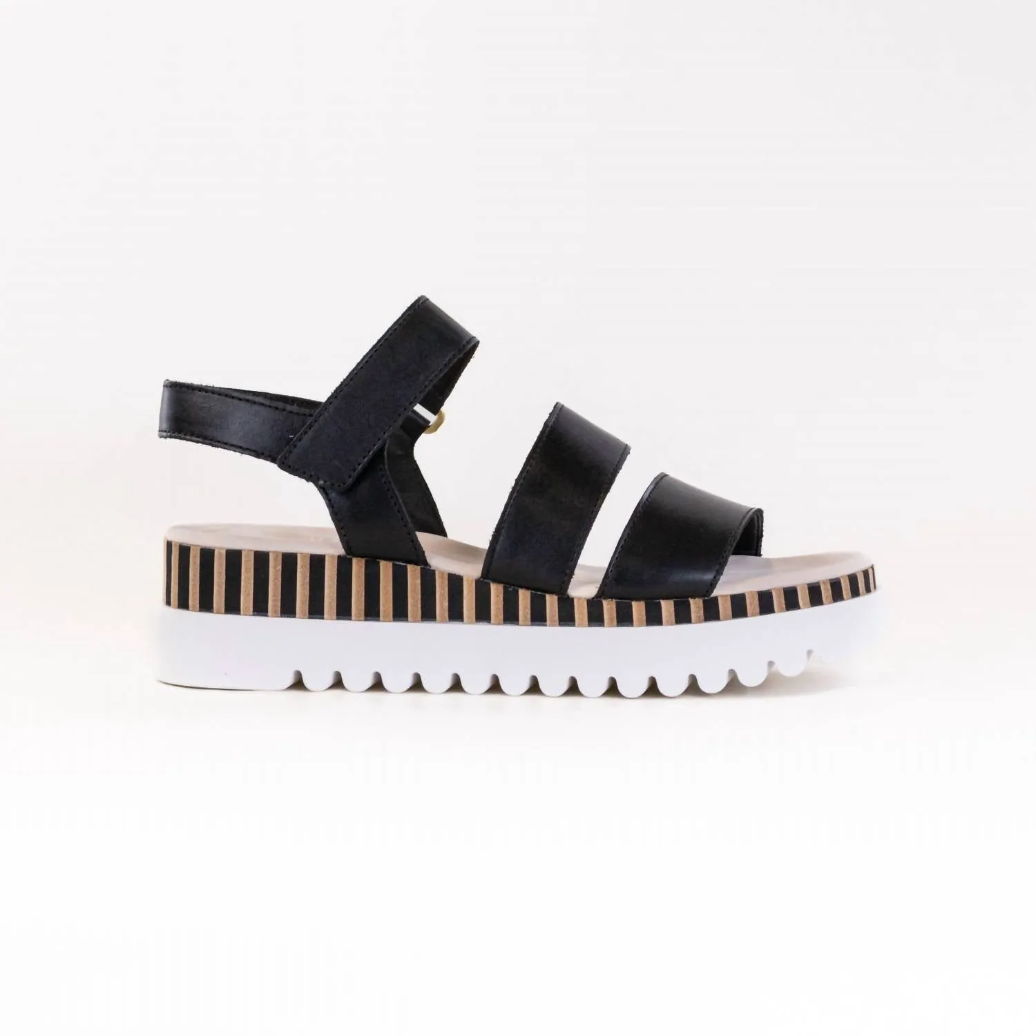 Women's Gabor Wedge Sandal In Black