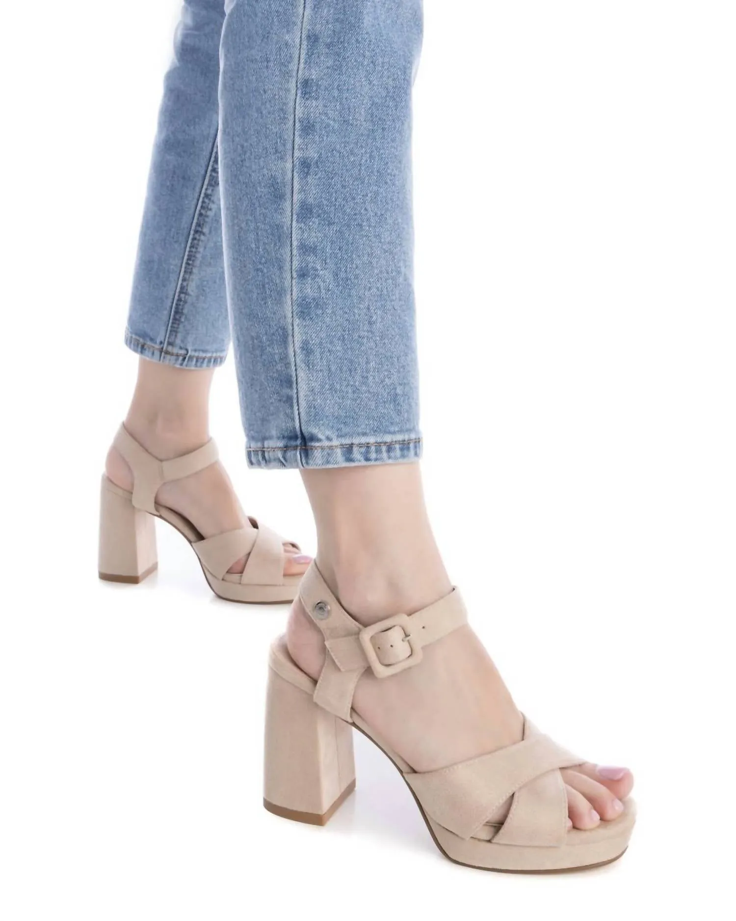Women's Heeled Sandals In Beige