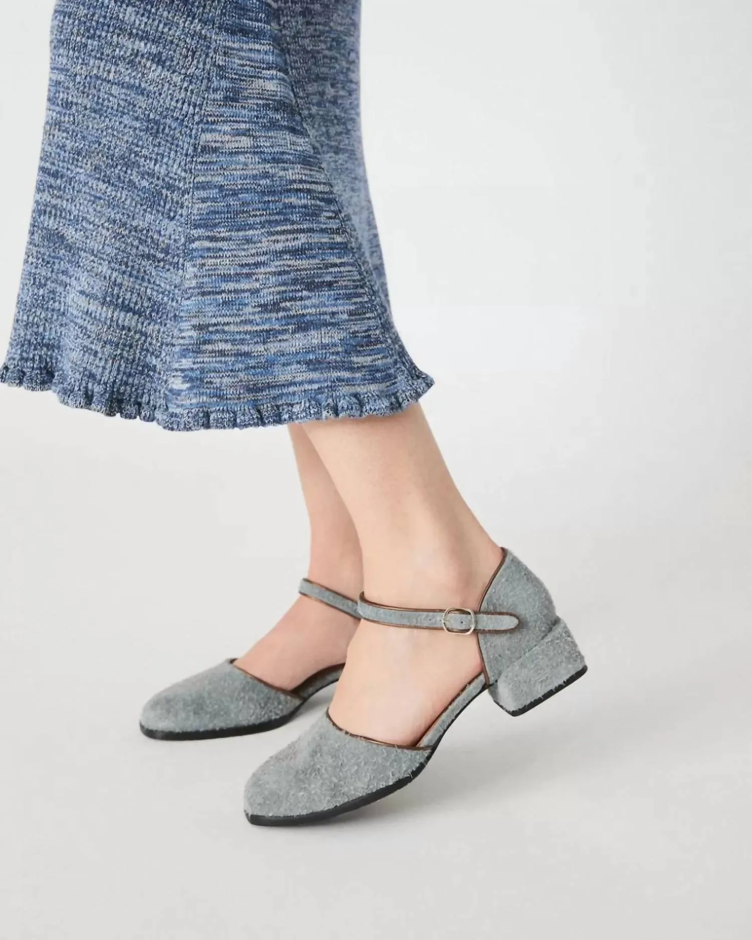 Women's Nesla Maryjane Shoes In Grey