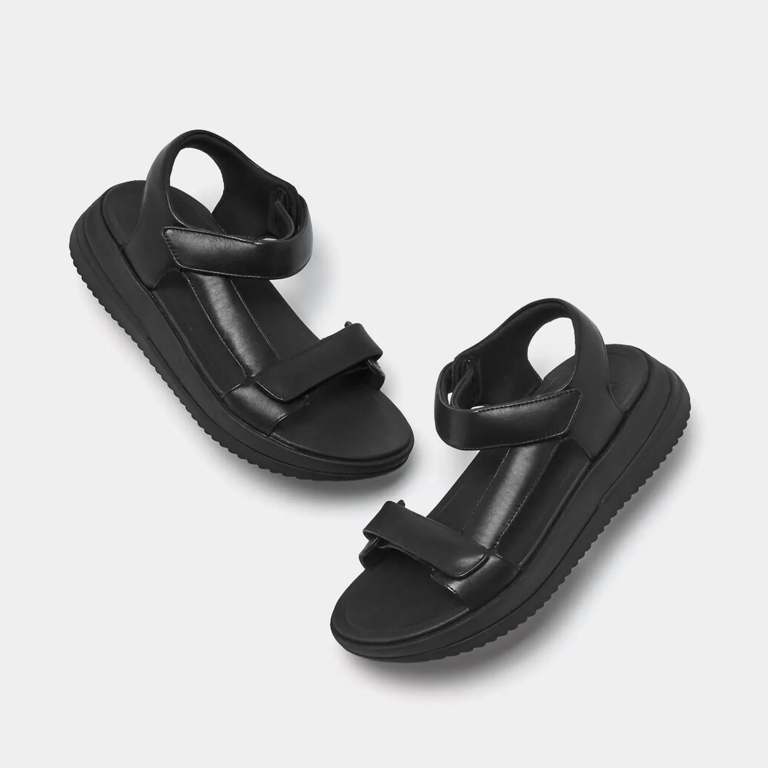 Women's Surff Adjustable Leather Sandal In Black